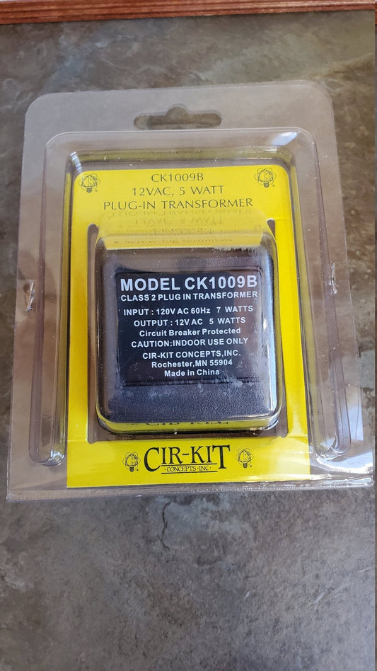 Dollhouse Miniature Transformer Cir-Kit 5 Watt for Wiring 10 Bulb Capacity for Small Houses - Miniature Crush