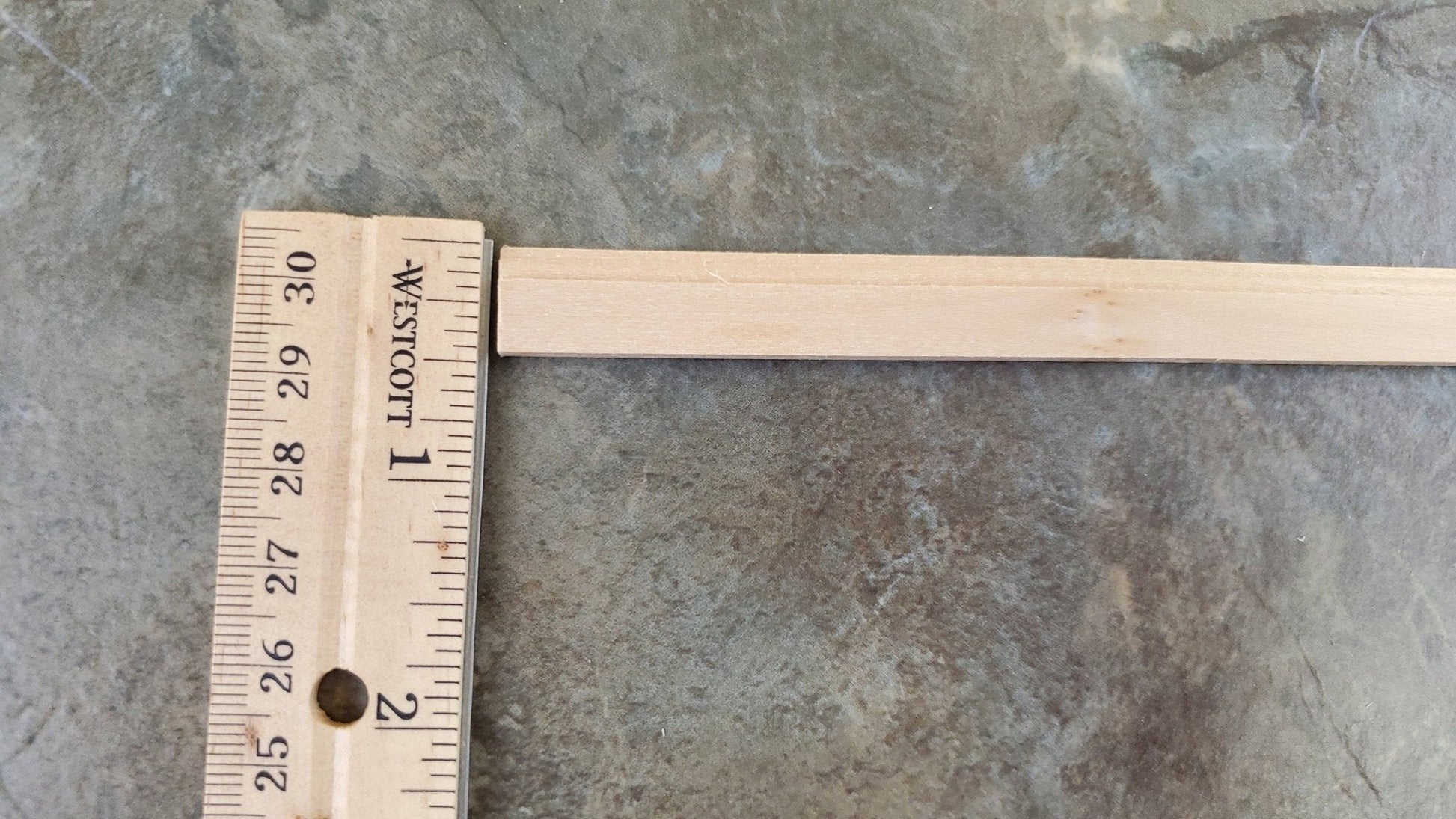 Dollhouse Miniatures Baseboard Trim Molding 12mm x 45cm long 1:12 Scale Skirting - Miniature Crush