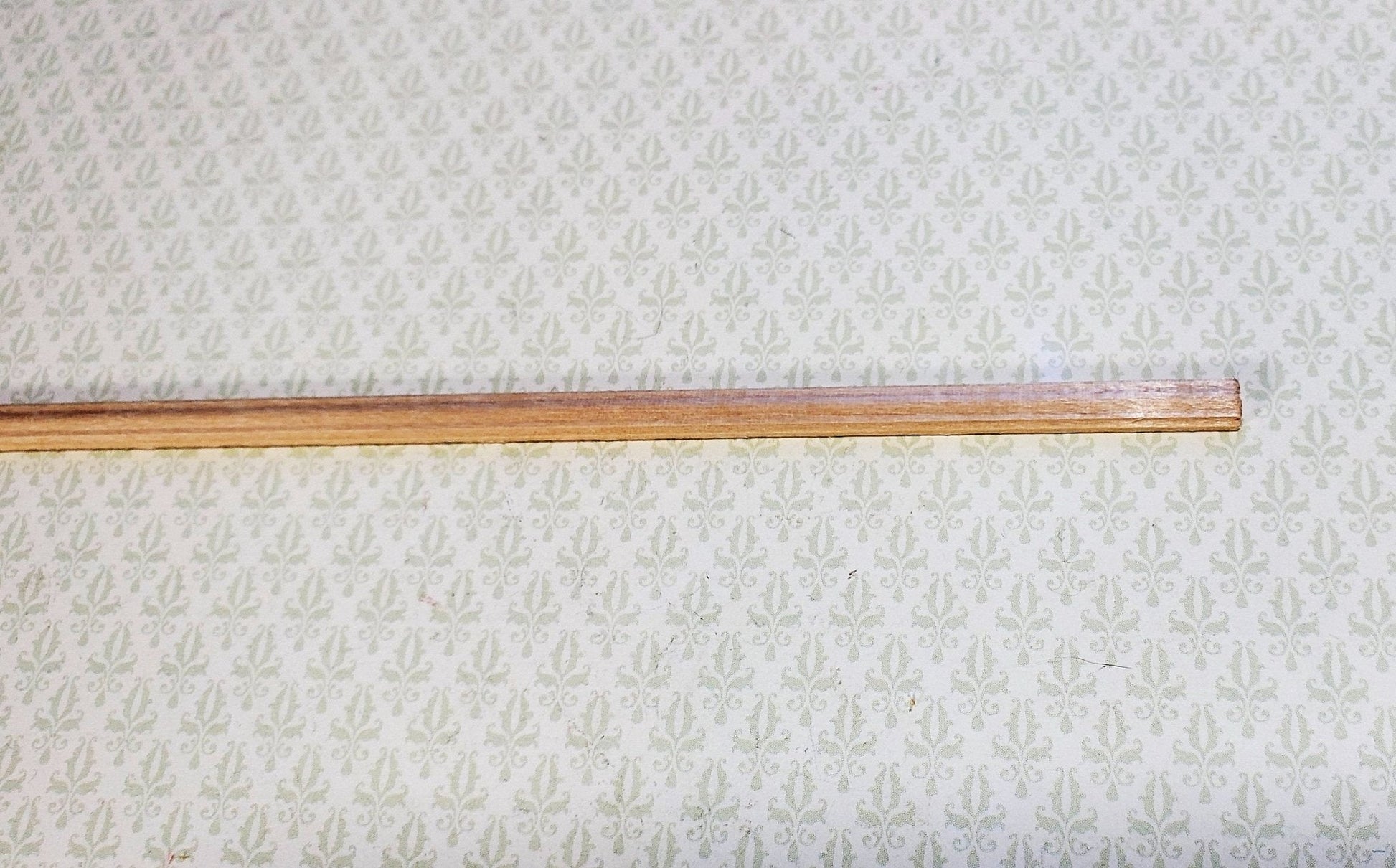 Dollhouse Miniatures Chair Rail or Trim Molding 3/16" wide x 14" long 1:12 Scale - Miniature Crush