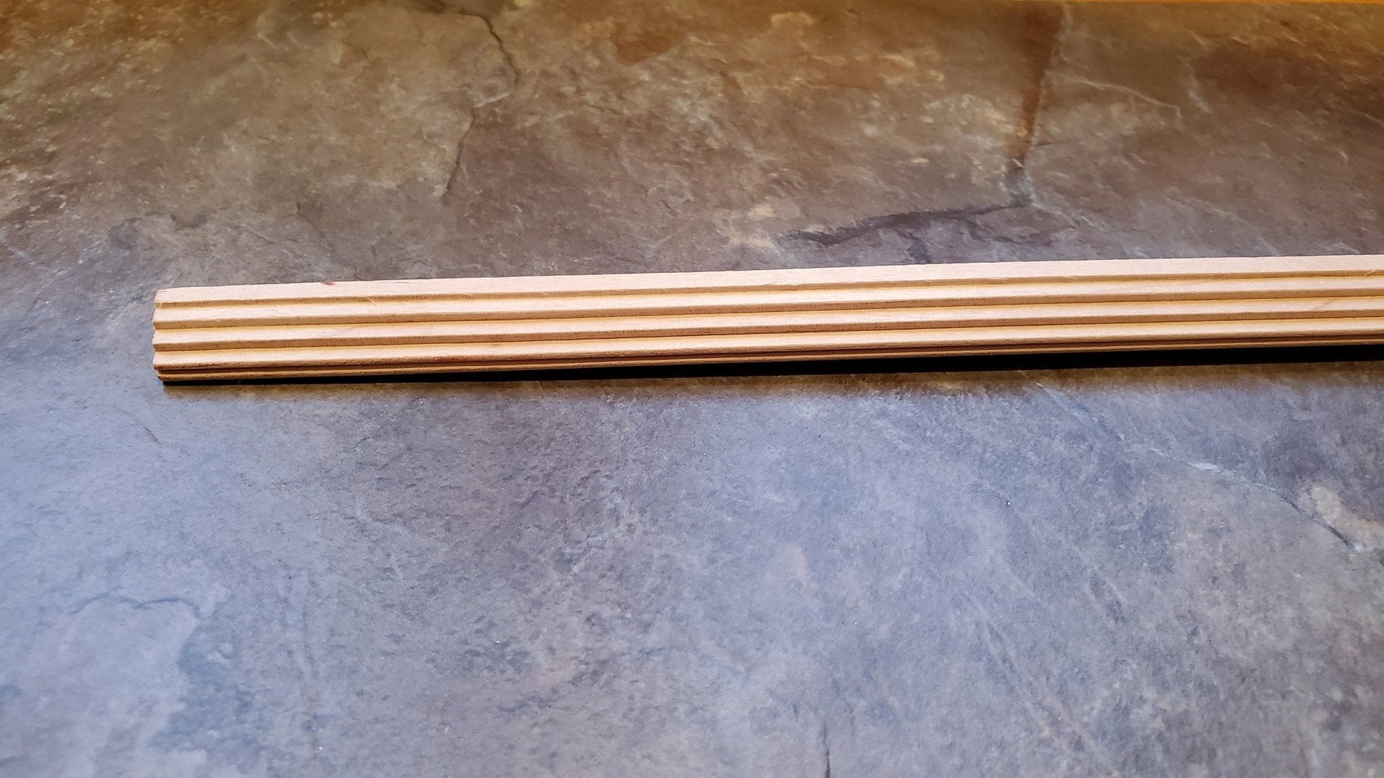 Dollhouse Miniatures Crown Molding Trim Cornice 3/8" wide x 18" long 1:12 Scale - Miniature Crush