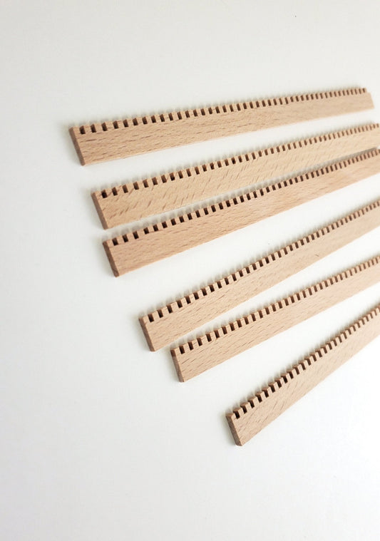 Dollhouse Miniatures Flat Dentil Crown Molding Scrap Pieces 6" Long x6 Trim 1:12 Scale - Miniature Crush