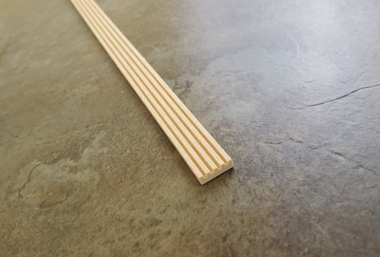 Dollhouse Miniatures Grooved Trim Molding Flat Back 7/16" wide x 18" long 1:12 Scale HW7075 - Miniature Crush