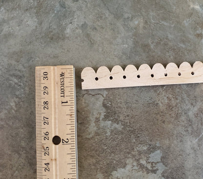 Dollhouse Miniatures Trim Victorian Gingerbread Style Molding 5/8" x 18" 1:12 Scale - Miniature Crush