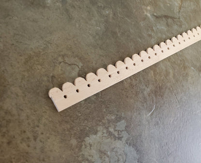Dollhouse Miniatures Trim Victorian Gingerbread Style Molding 5/8" x 18" 1:12 Scale - Miniature Crush