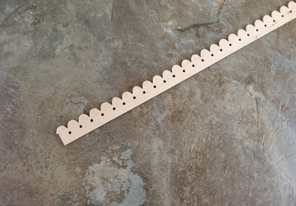 Dollhouse Miniatures Trim Victorian Gingerbread Style Molding 5/8" x 18" 1:12 Scale - Miniature Crush