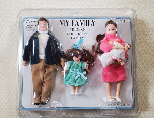 Dollhouse Modern Family Dolls Dad Mom Daughter Baby Poseable 1:12 Scale Removable Clothes - Miniature Crush