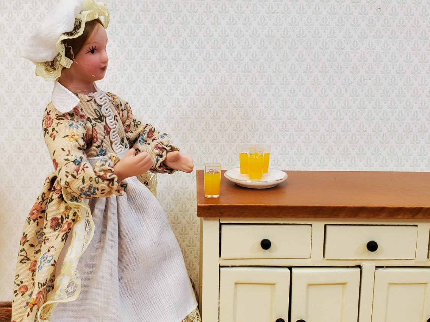 Dollhouse Orange Juice OJ 4 Filled Glassed 1:12 Scale Miniature Food Kitchen - Miniature Crush