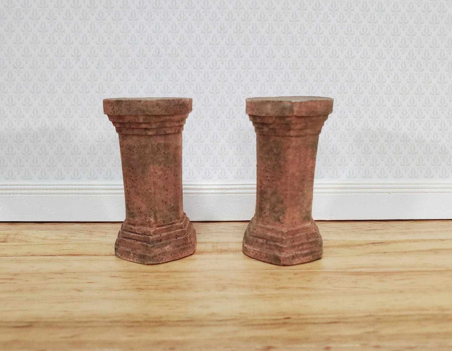 Dollhouse Pedestal x2 for Plants Ferns Decoration Aged 1:12 Scale Miniature Garden A4001GA - Miniature Crush
