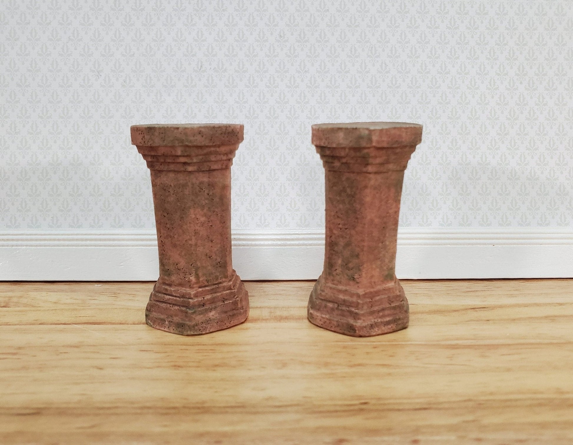 Dollhouse Pedestal x2 for Plants Ferns Decoration Aged 1:12 Scale Miniature Garden A4001GA - Miniature Crush
