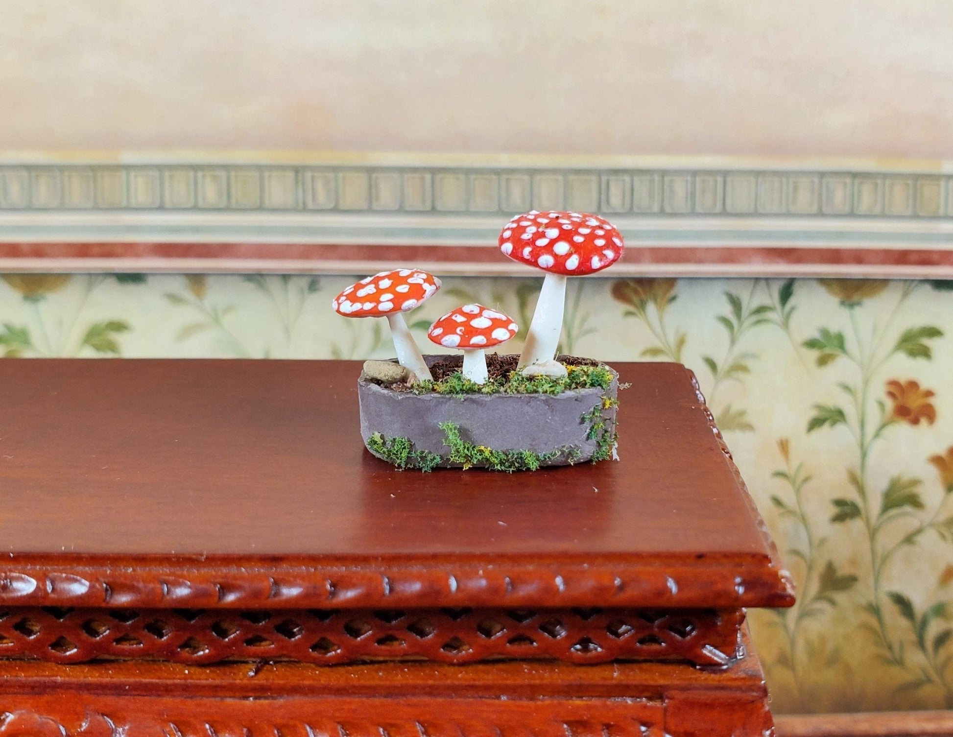 Dollhouse Potted Mushrooms Toad Stools Handmade 1:12 Scale Miniature Garden - Miniature Crush