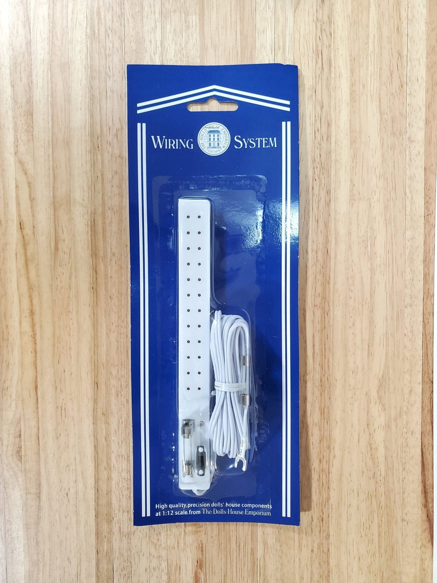 Dollhouse Power Strip with Fuse & Switch 12 Plugs Wiring System for Plug In Lights - Miniature Crush