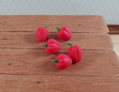 Dollhouse Red Bell Peppers Set of 5 1:12 Scale Miniature Vegetables Food Grocery - Miniature Crush