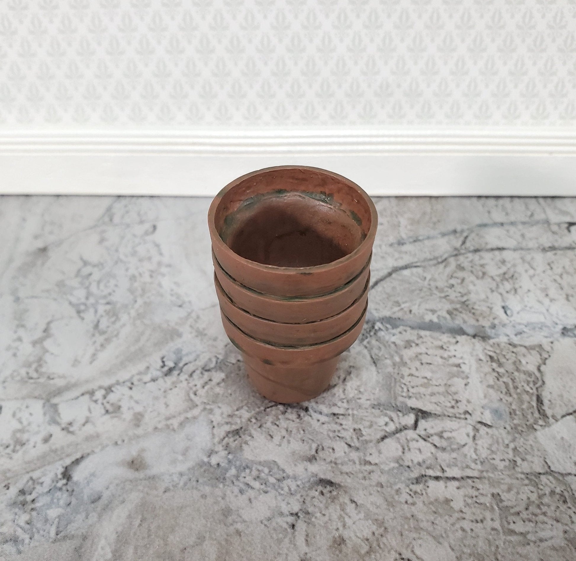 Dollhouse Stacked Garden Pots Aged Finish 1:12 Scale Falcon Miniatures A4317L - Miniature Crush