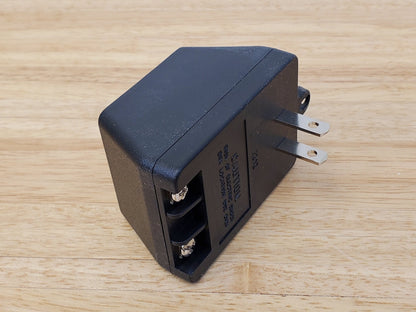Dollhouse Transformer 10 Watt for Wiring up to 16 12volt Bulbs Small to Medium Houses MH40110 - Miniature Crush