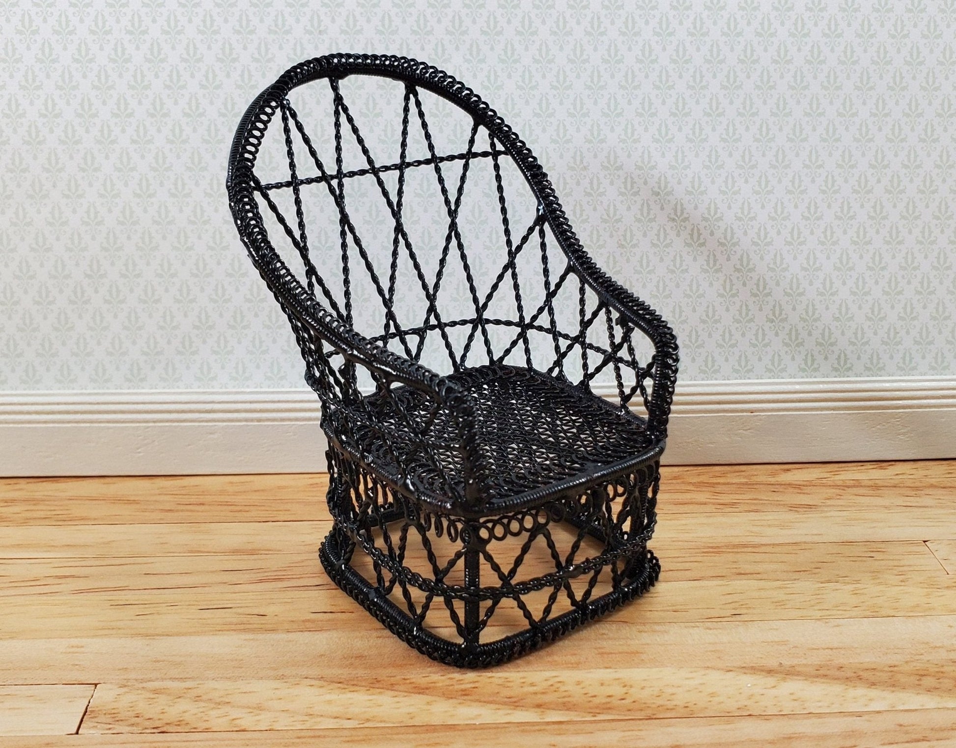 Dollhouse Tub Chair Black Metal for Patio Porch 1:12 Miniature Fairy Garden - Miniature Crush