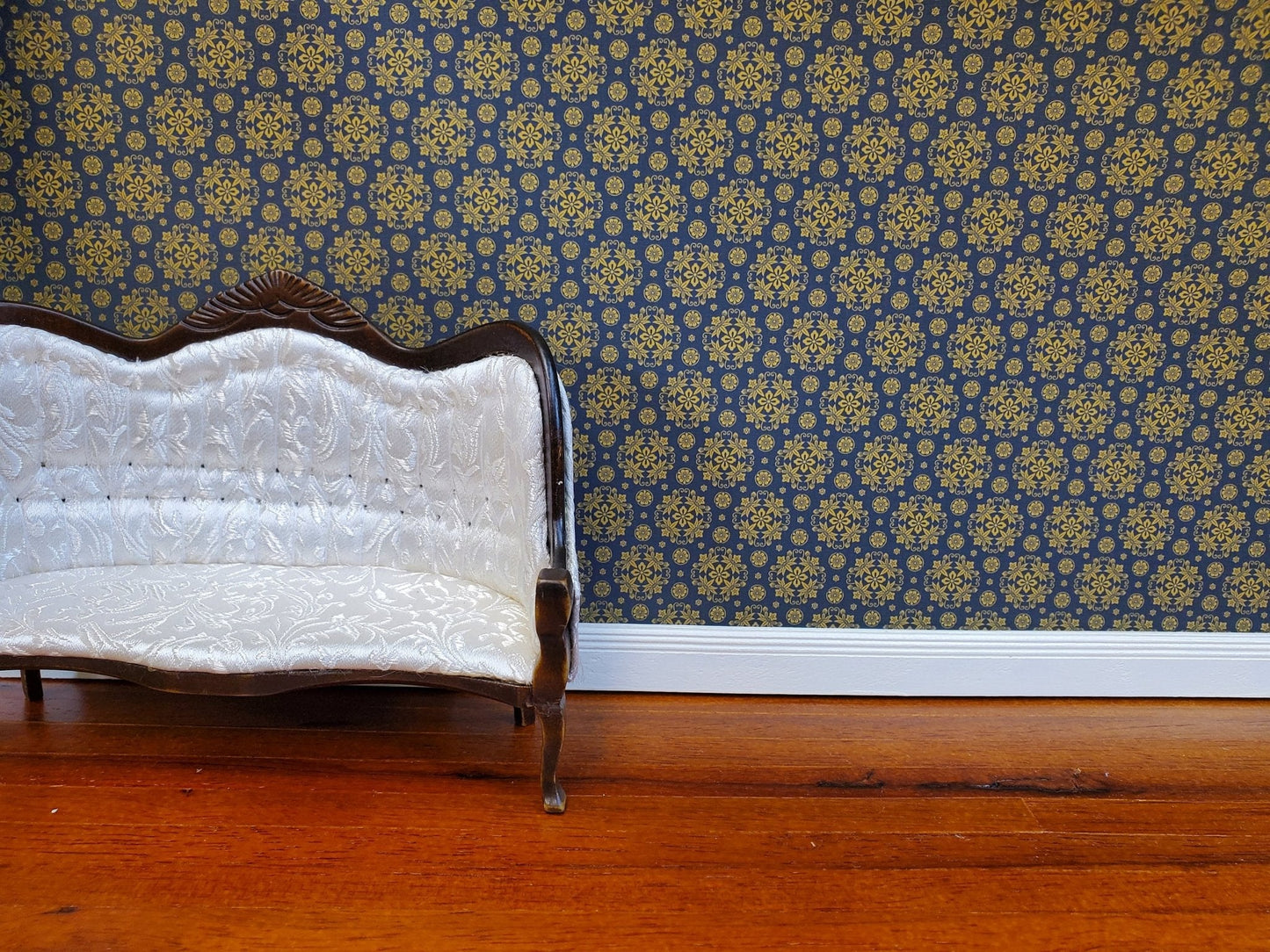 Dollhouse Wallpaper Kunio Wall Japanese Style Black Gold Bradbury & Bradbury 1:12 Scale - Miniature Crush