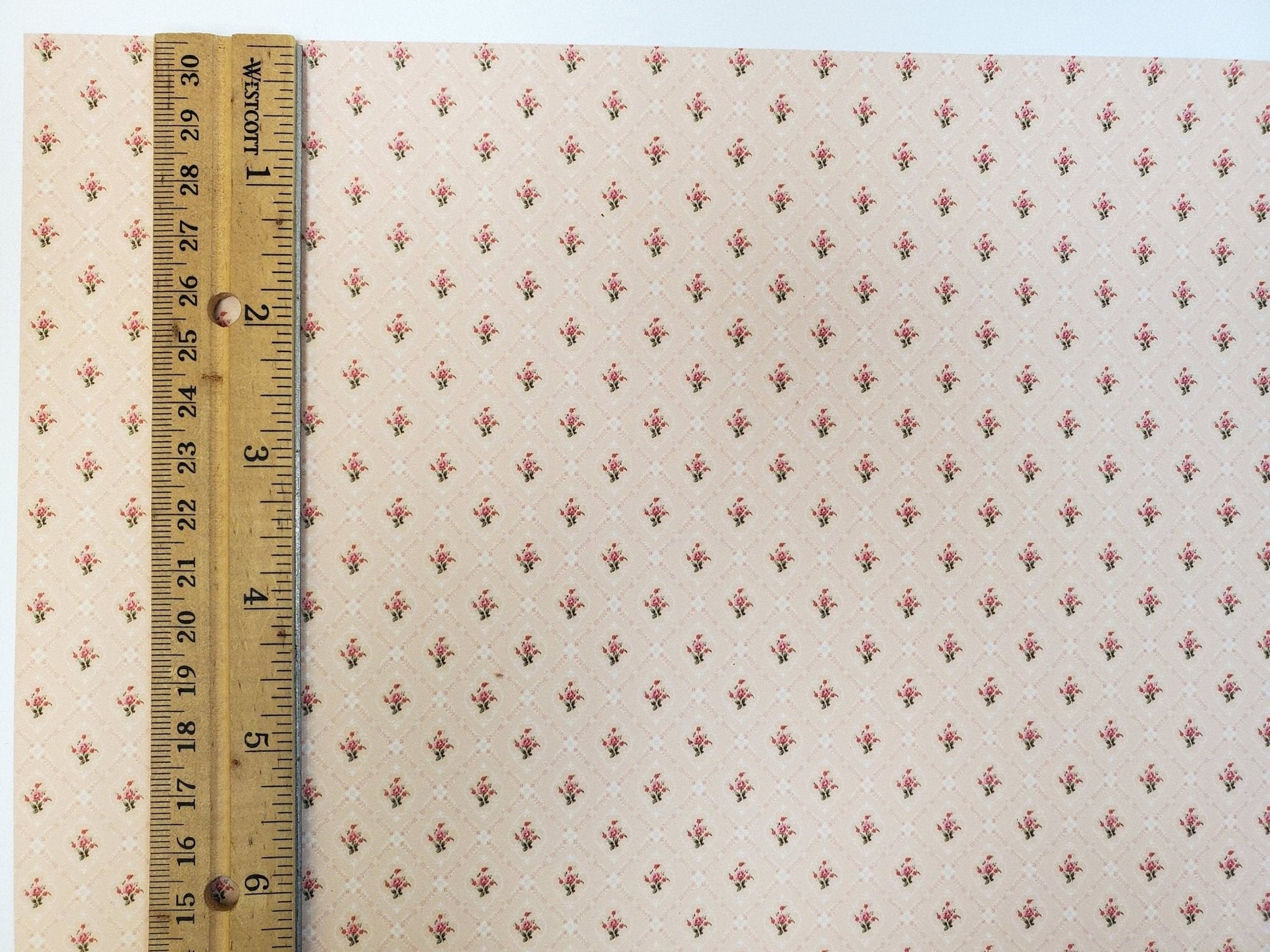 Dollhouse Wallpaper Pink Floral "Wallflowers" Design Bradbury & Bradbury 1:12 Scale - Miniature Crush