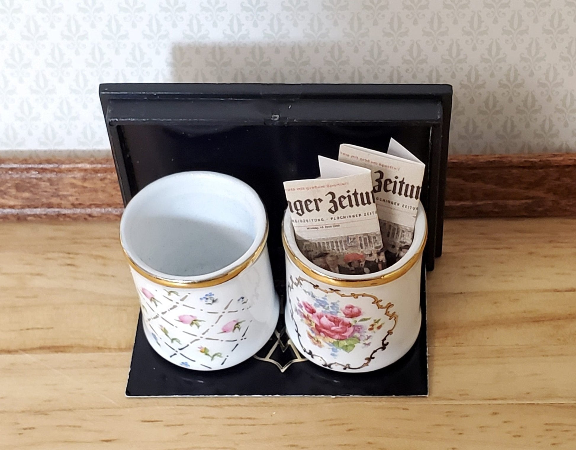 Dollhouse Waste Paper Baskets Trash Cans x2 Reutter Porcelain 1:12 Scale Decor - Miniature Crush