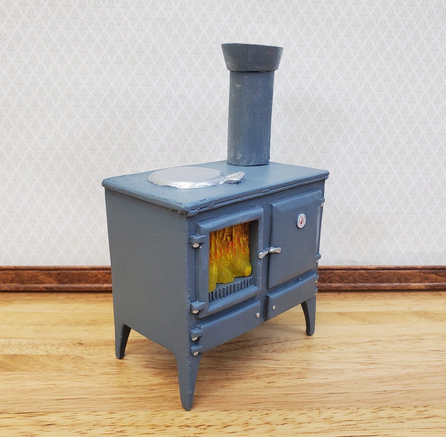 Dollhouse Wood Burning Stove Vintage Style w/ Chimney 1:12 Scale Hole for Light - Miniature Crush
