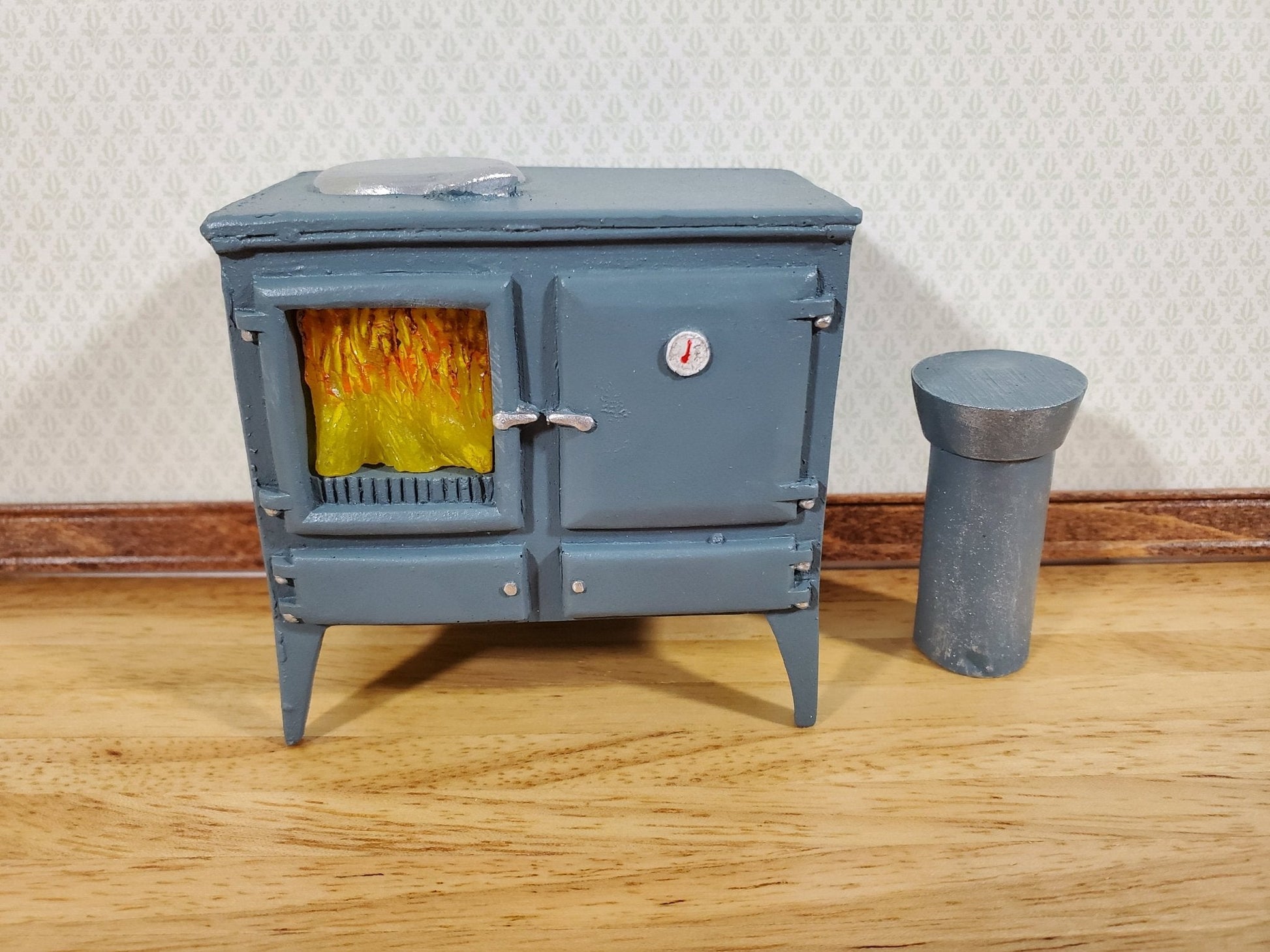 Dollhouse Wood Burning Stove Vintage Style w/ Chimney 1:12 Scale Hole for Light - Miniature Crush