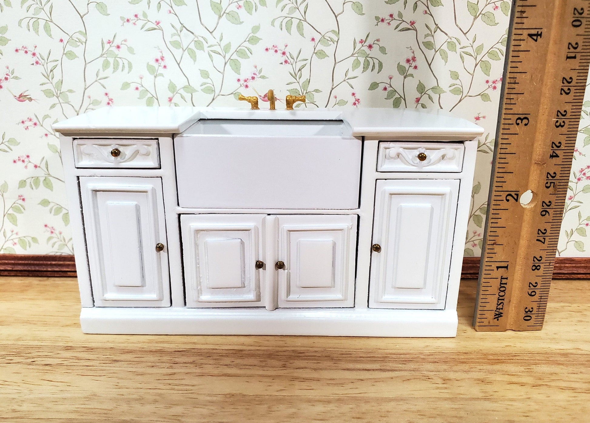 Dollhouse Kitchen Sink Farmhouse Cabinet Style White 1:12 Scale Miniature