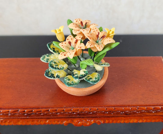 Dollhouse Tiger Lilies and Assorted Plants in a Planter 1:12 Scale Miniature