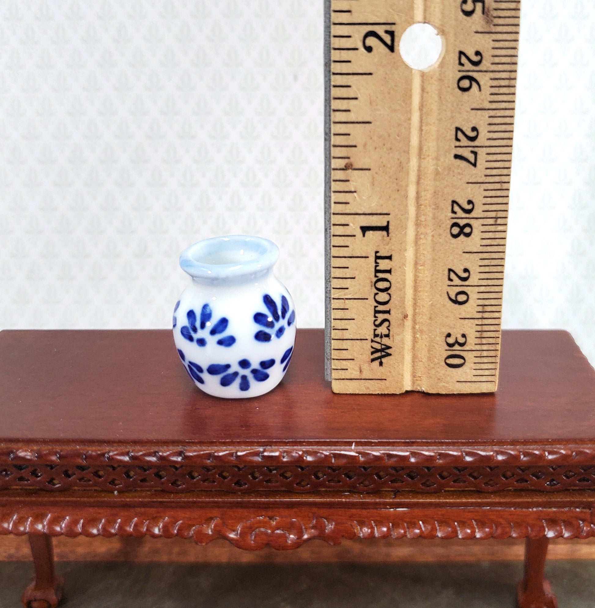 Dollhouse Vase Blue & White Ceramic Decorative for Flowers 1:12 Scale Miniature