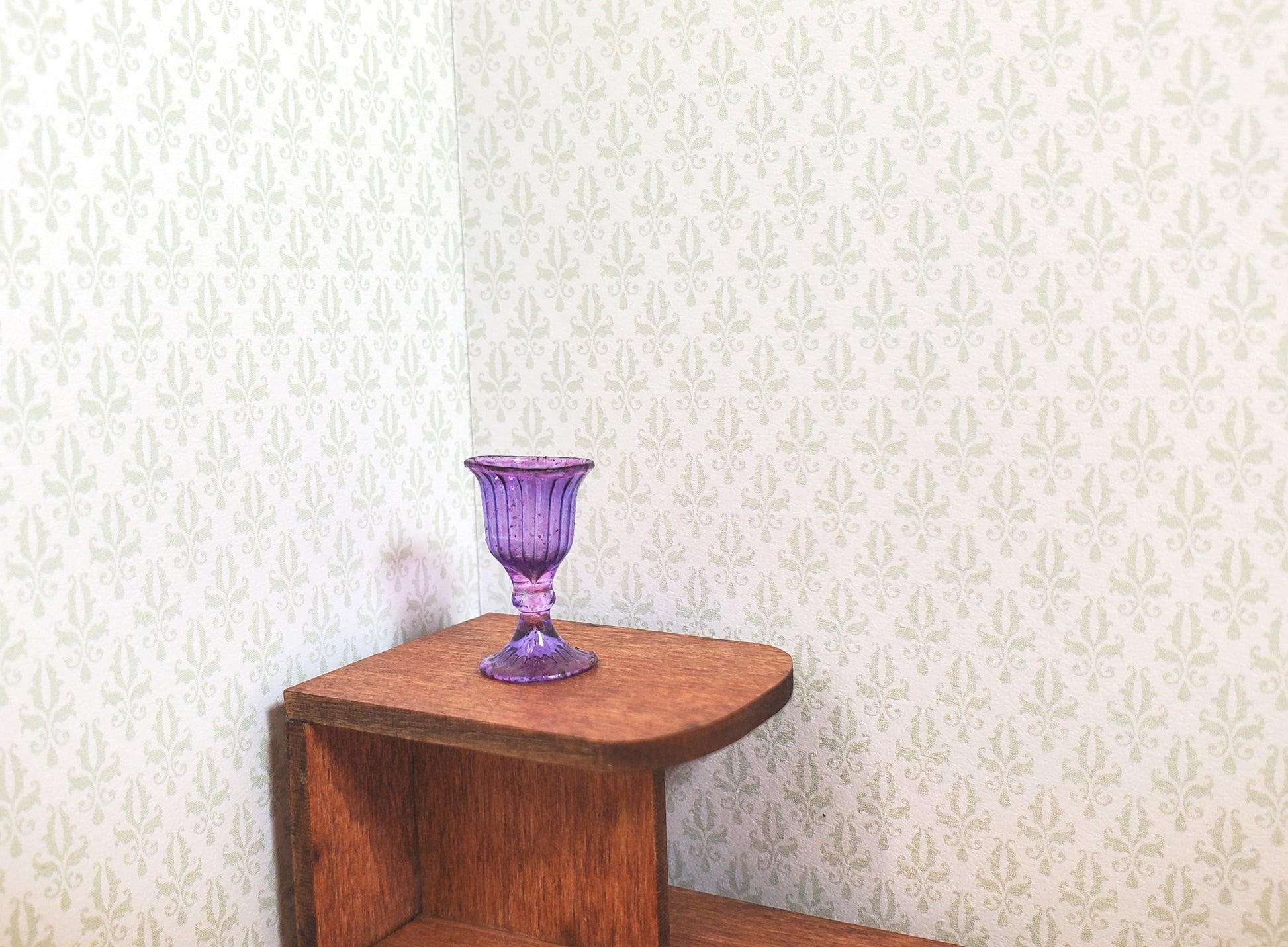 Dollhouse Purple Wine Glass 1:12 Scale Miniature Kitchen Drinks Dining