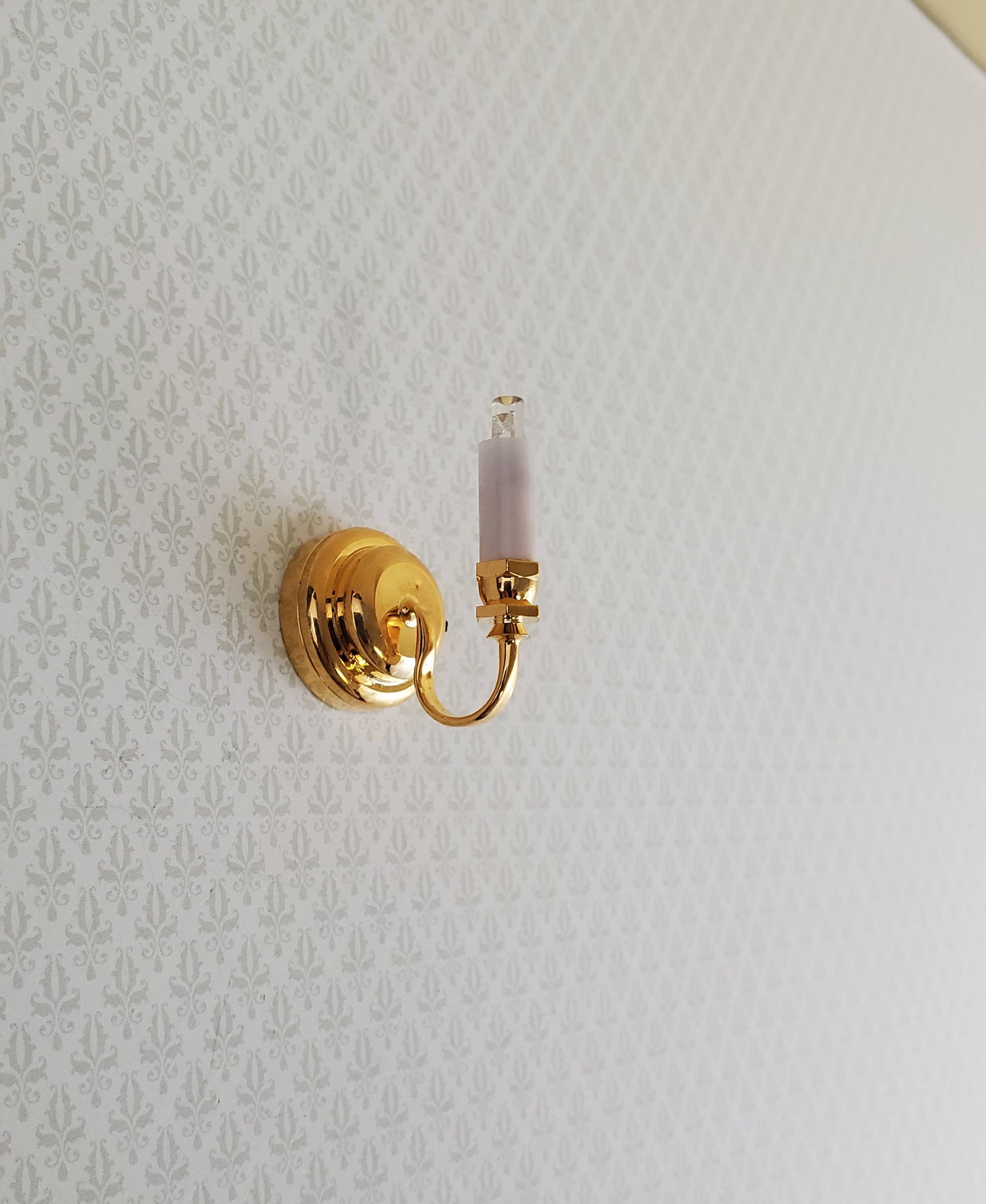 Dollhouse Battery Light Single Candle Wall Sconce 1:12 Scale Miniature