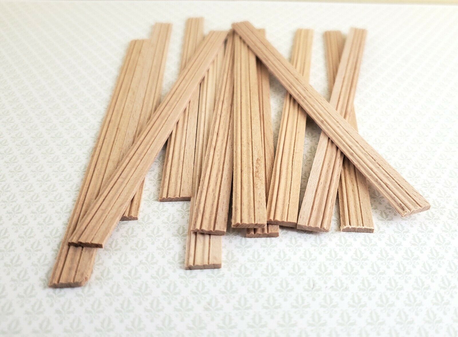 Dollhouse Miniatures Window Casing 6" Trim x12 Pieces 1:12 Scale CLA77056