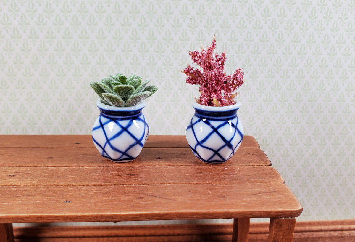 Dollhouse Ceramic Planter Blue & White Set of 2 Cross Hatch 1:12 Scale Miniature