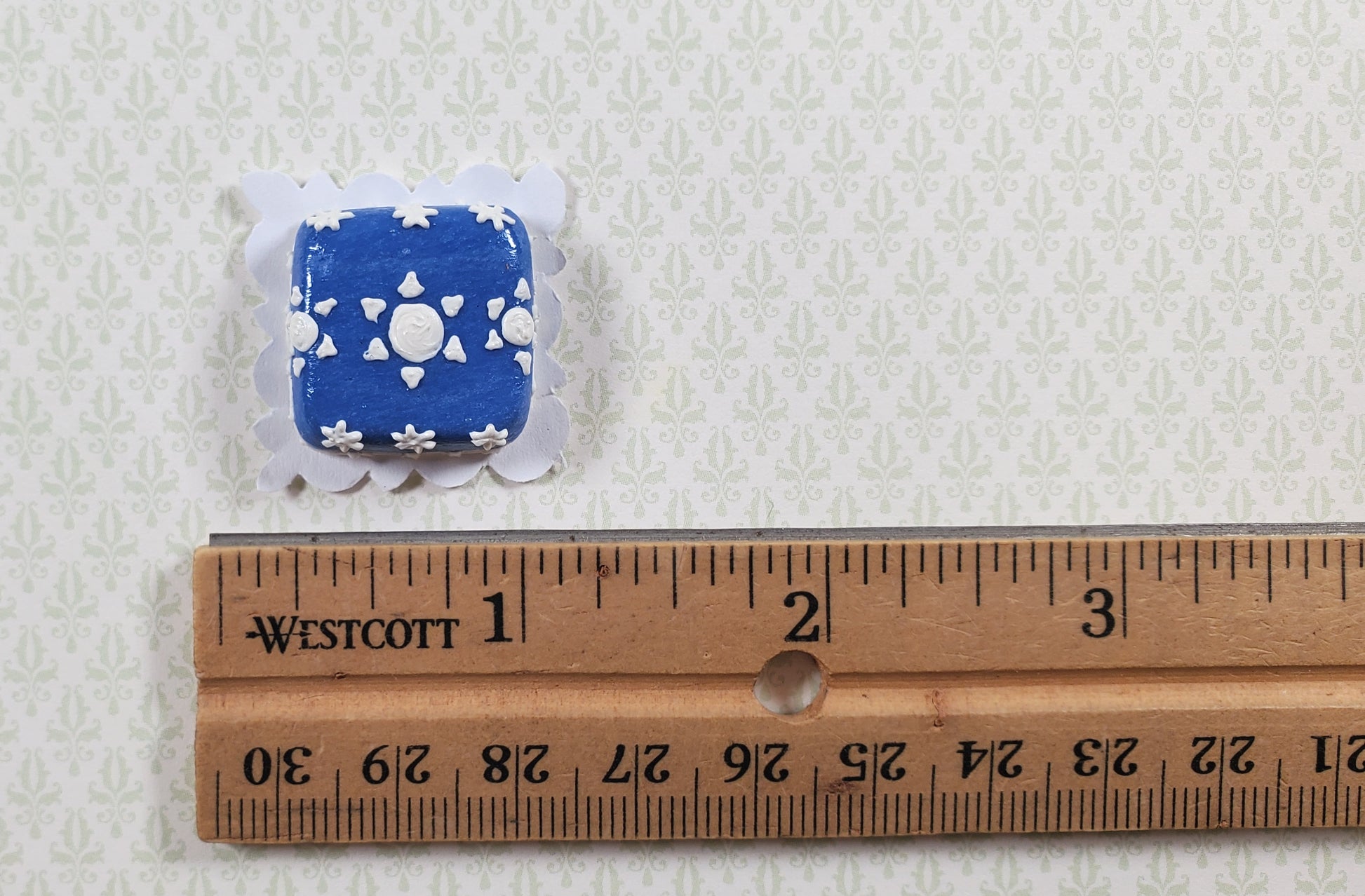 Dollhouse Midnight Sky Cake 1:12 Scale Miniature Dessert Food Bakery