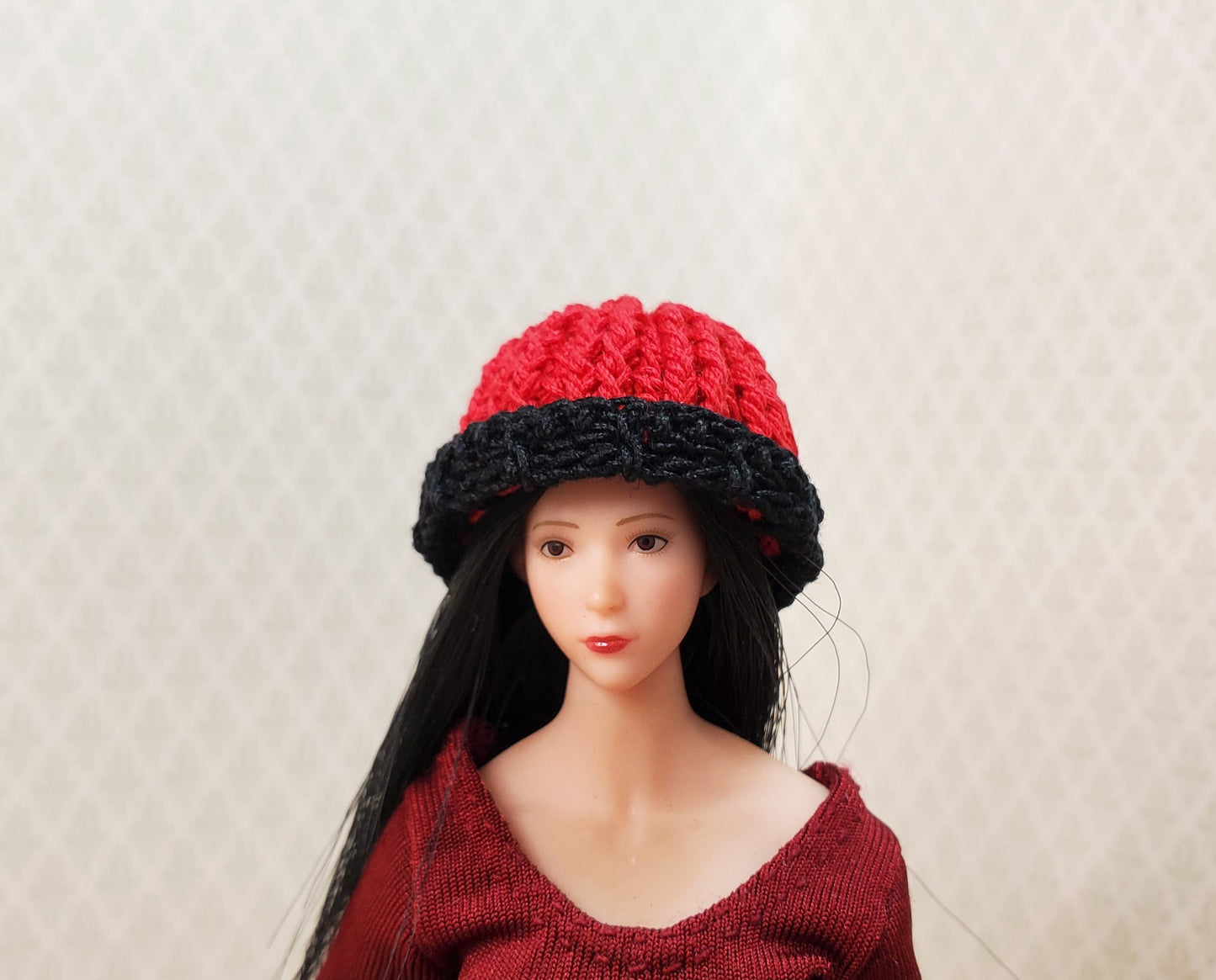 Dollhouse Crocheted Beanie Cap Hat Red and Black Wearable 1:12 Scale Miniature