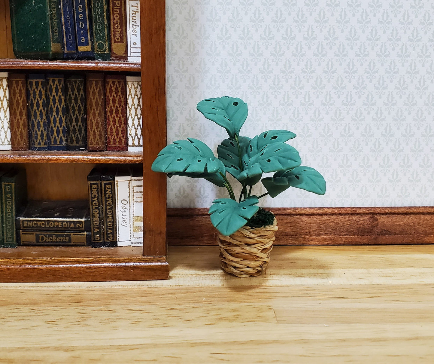 Dollhouse Palm Plant in Woven Basket Planter 1:12 Scale Miniature