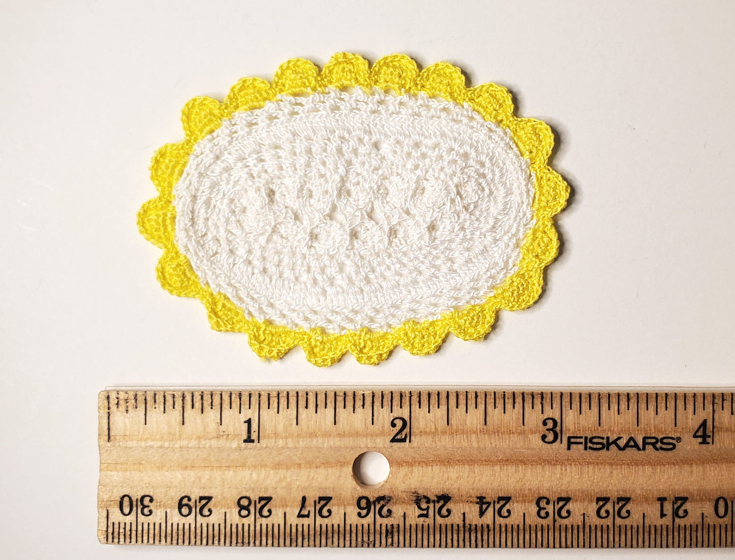 Dollhouse Hand Crocheted Oval Doily Rug White Yellow Trim 1:12 Scale Miniature