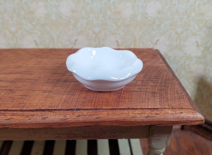 Dollhouse Large White Fluted Ceramic Bowl 1:12 Scale Miniature