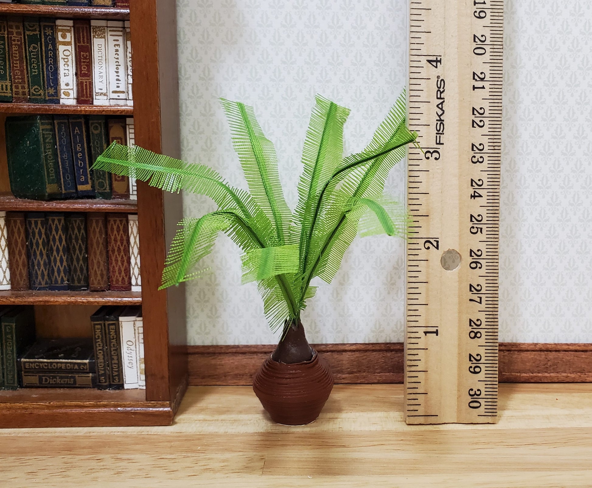 Dollhouse Potted Sago Palm in Brown Clay Pot 1:12 Scale Miniature Houseplant
