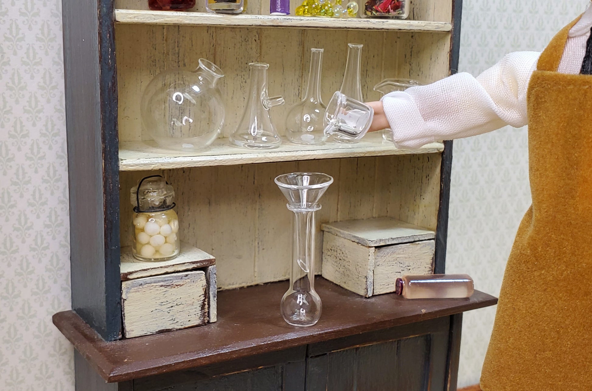 Dollhouse Miniature Mad Scientist Flask Jar Set Glass Beakers Funnel 1:12 Scale