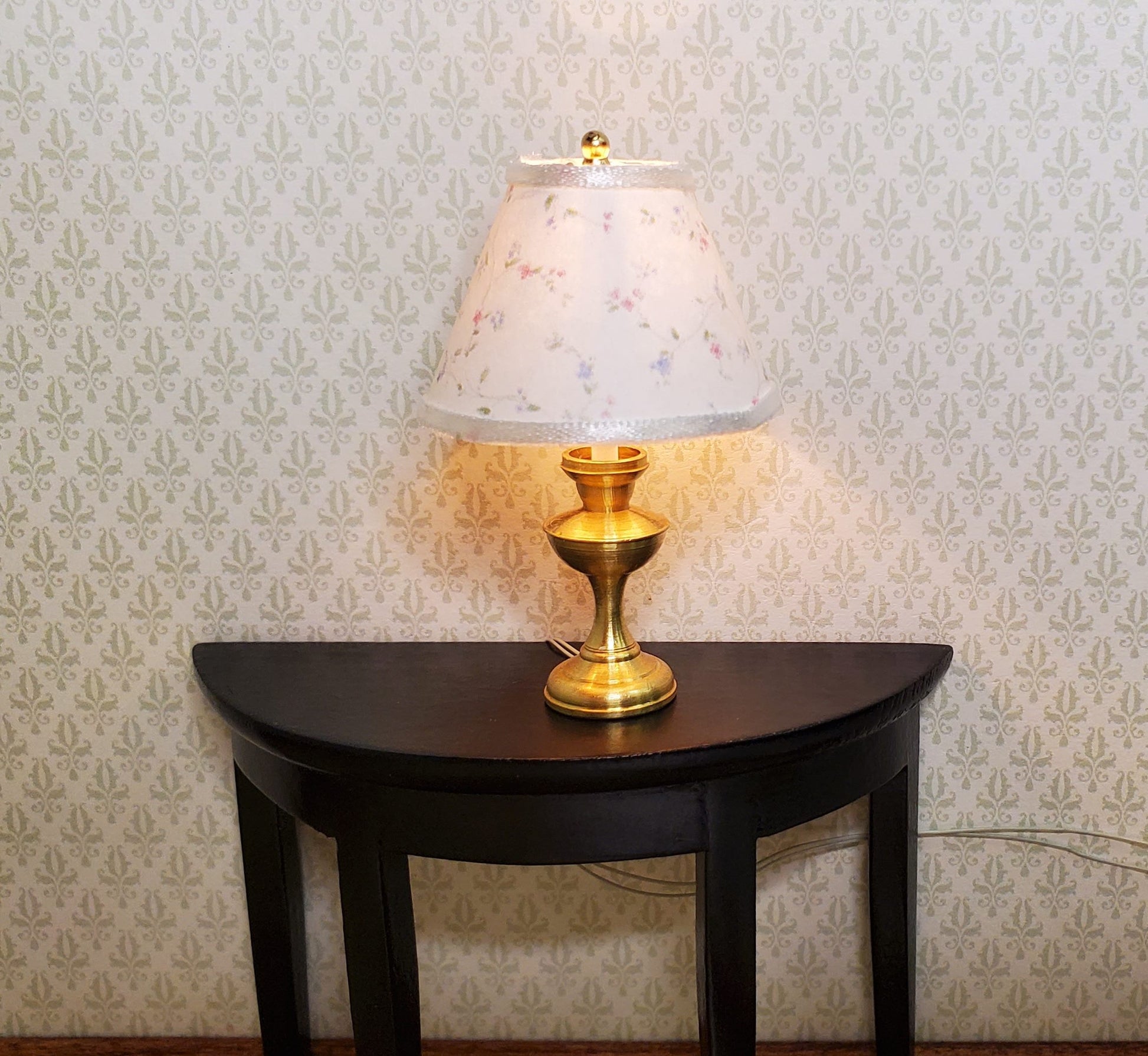 Dollhouse Table Lamp Tiny Floral Design Brass Base 12 Volt Wired 1:12 Scale