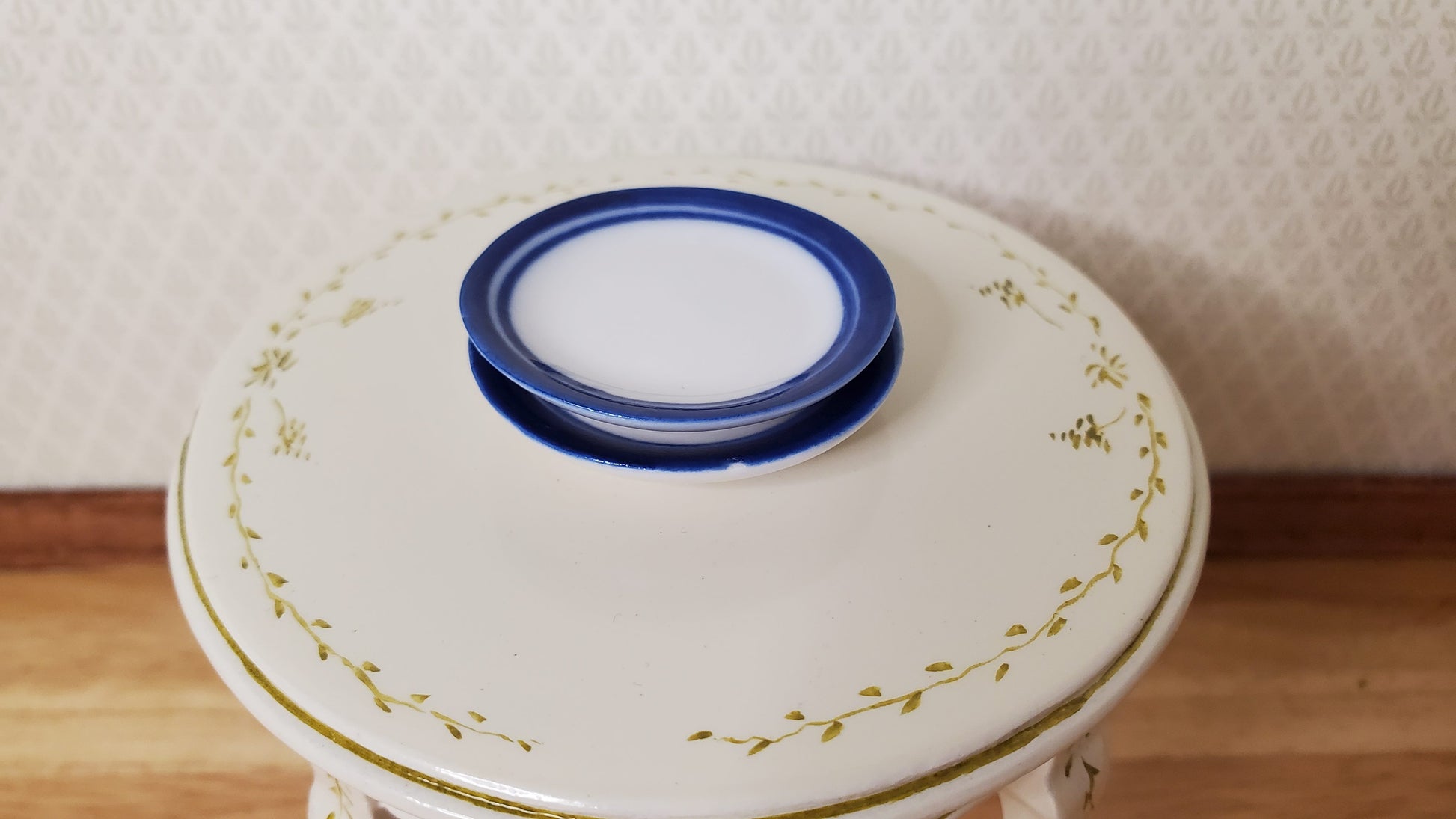 Dollhouse Round Blue & White Ceramic Platter x2 1:12 Scale Miniature