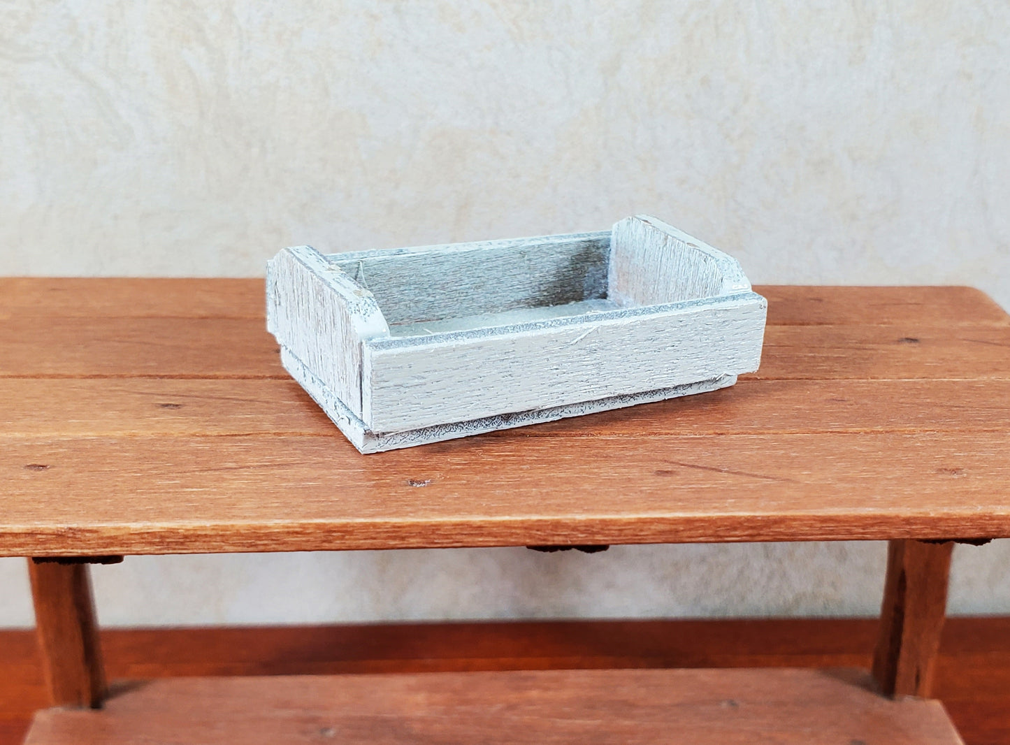 Dollhouse Short Whitewashed Wood Produce Crate 1:12 Scale Dollhouse Miniature