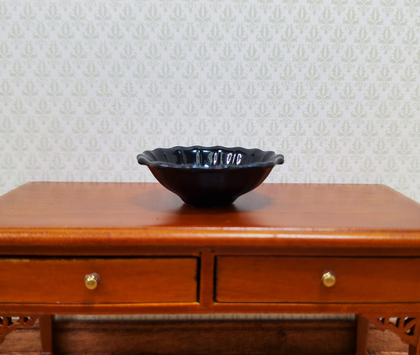 Dollhouse Black Bowl Extra Large Ribbed 1:12 Scale Miniature Kitchen Dish