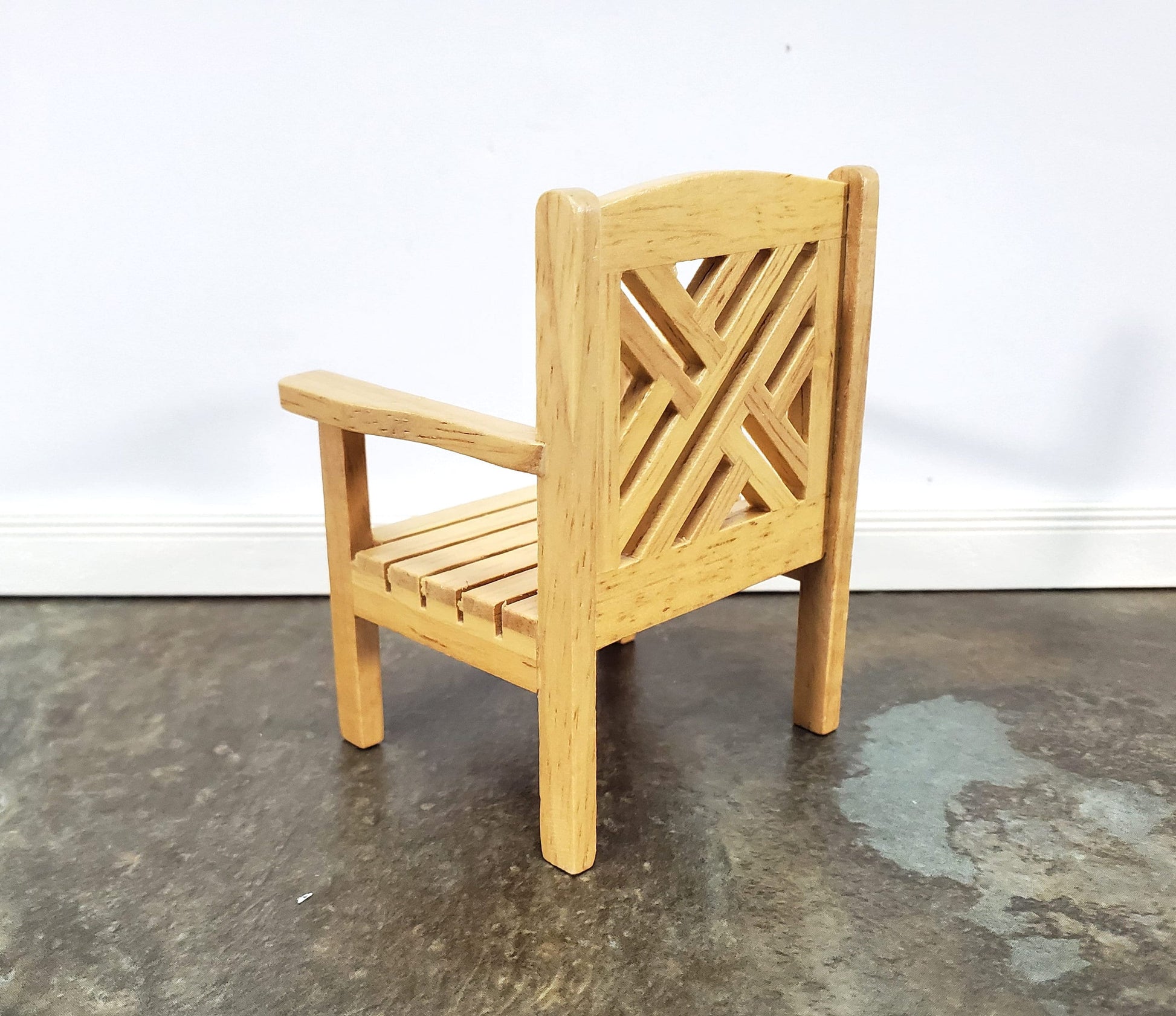Dollhouse Chair Outdoor Garden Porch Patio Light Oak 1:12 Scale Miniature Furniture