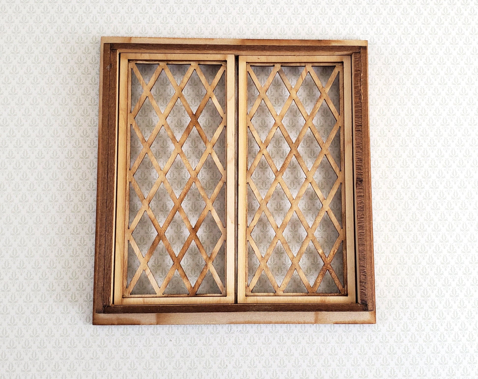 Dollhouse Miniature Double Window Tudor Style Diamond Pane 1:12 Scale Alessio 2126CW