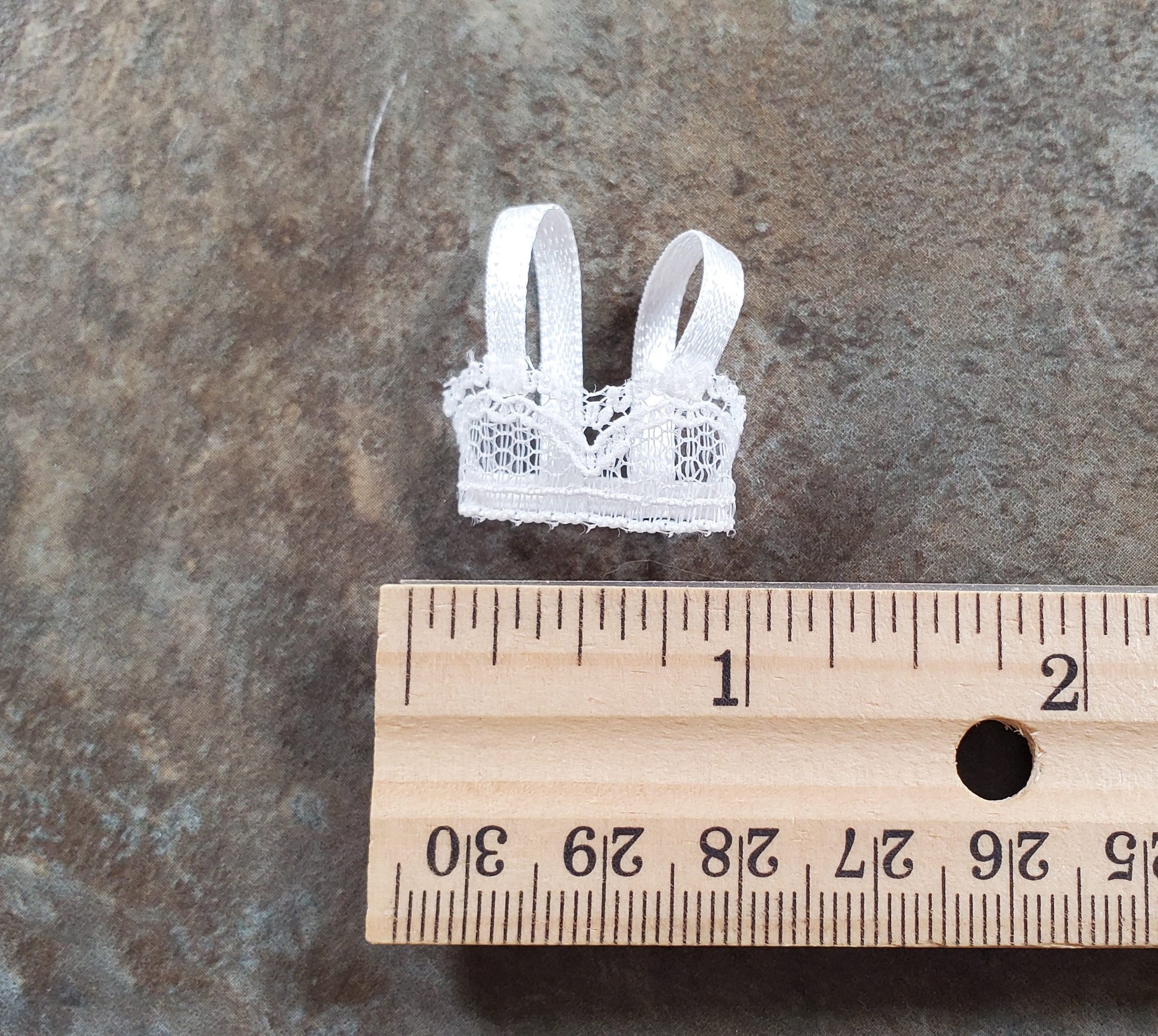 Dollhouse Underwear Ladies Bra White 1:12 Scale Miniature