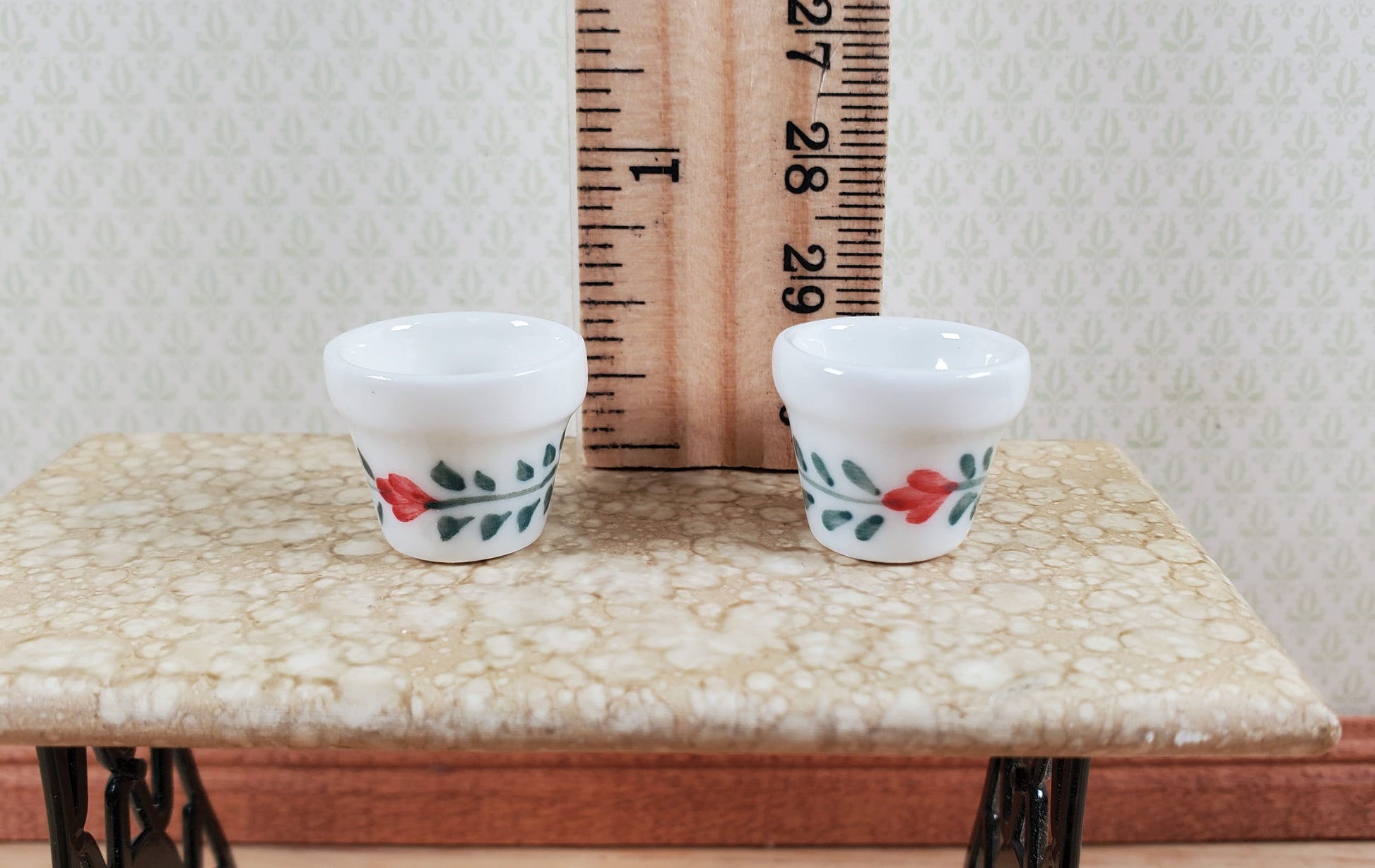 Dollhouse Ceramic Planter Pot Red & Green Set of 2 Small 1:12 Scale Miniature