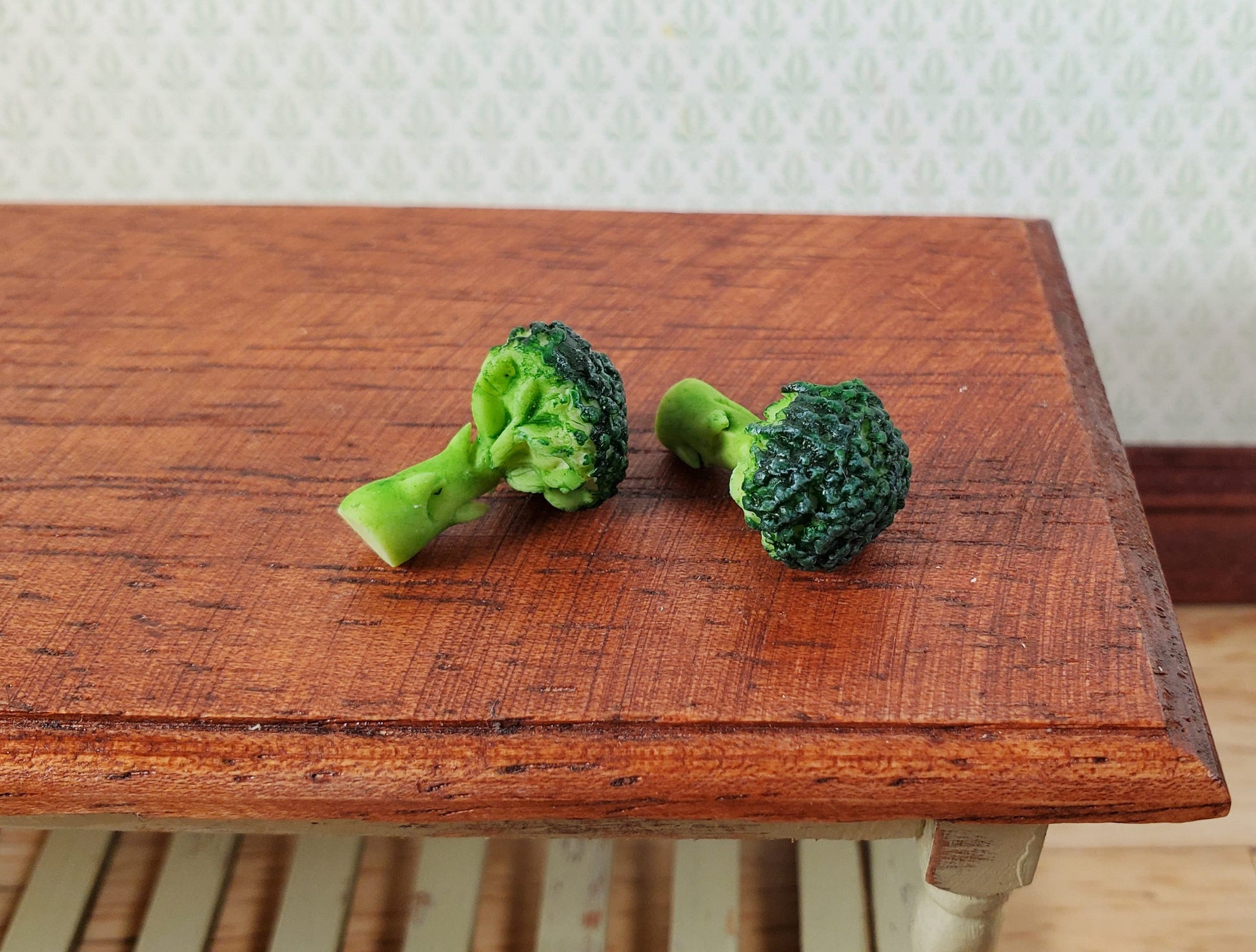 Dollhouse Broccoli Set of 2 1:12 Scale Miniature Kitchen Food Vegetables Grocery