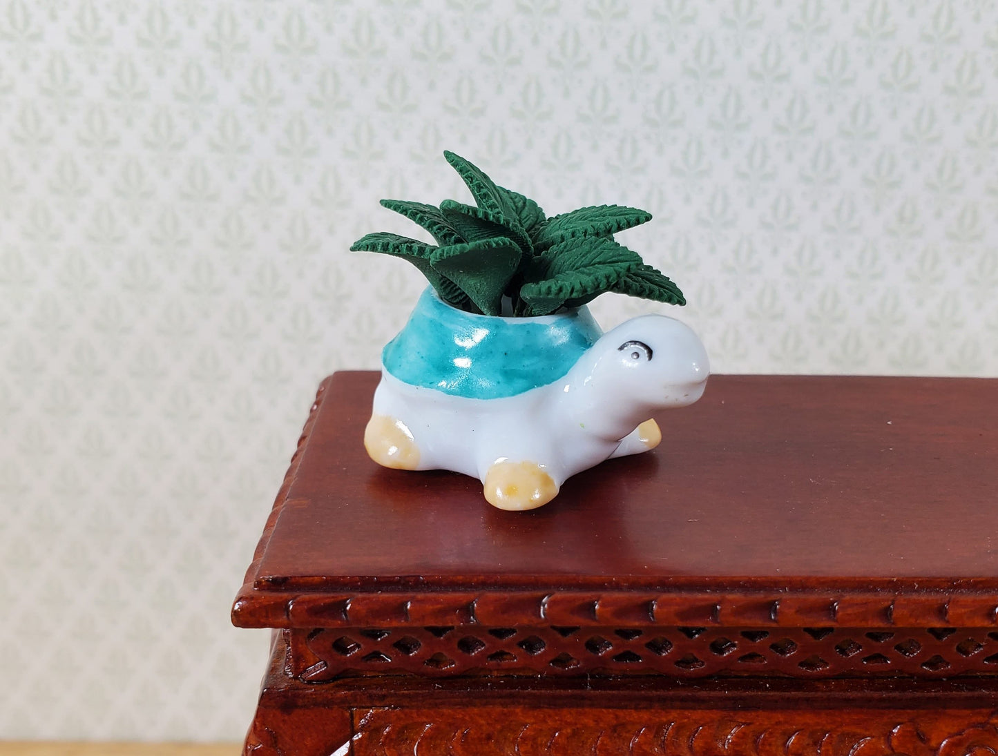 Dollhouse Green Houseplant in Green Turtle Ceramic Planter 1:12 Scale Miniature