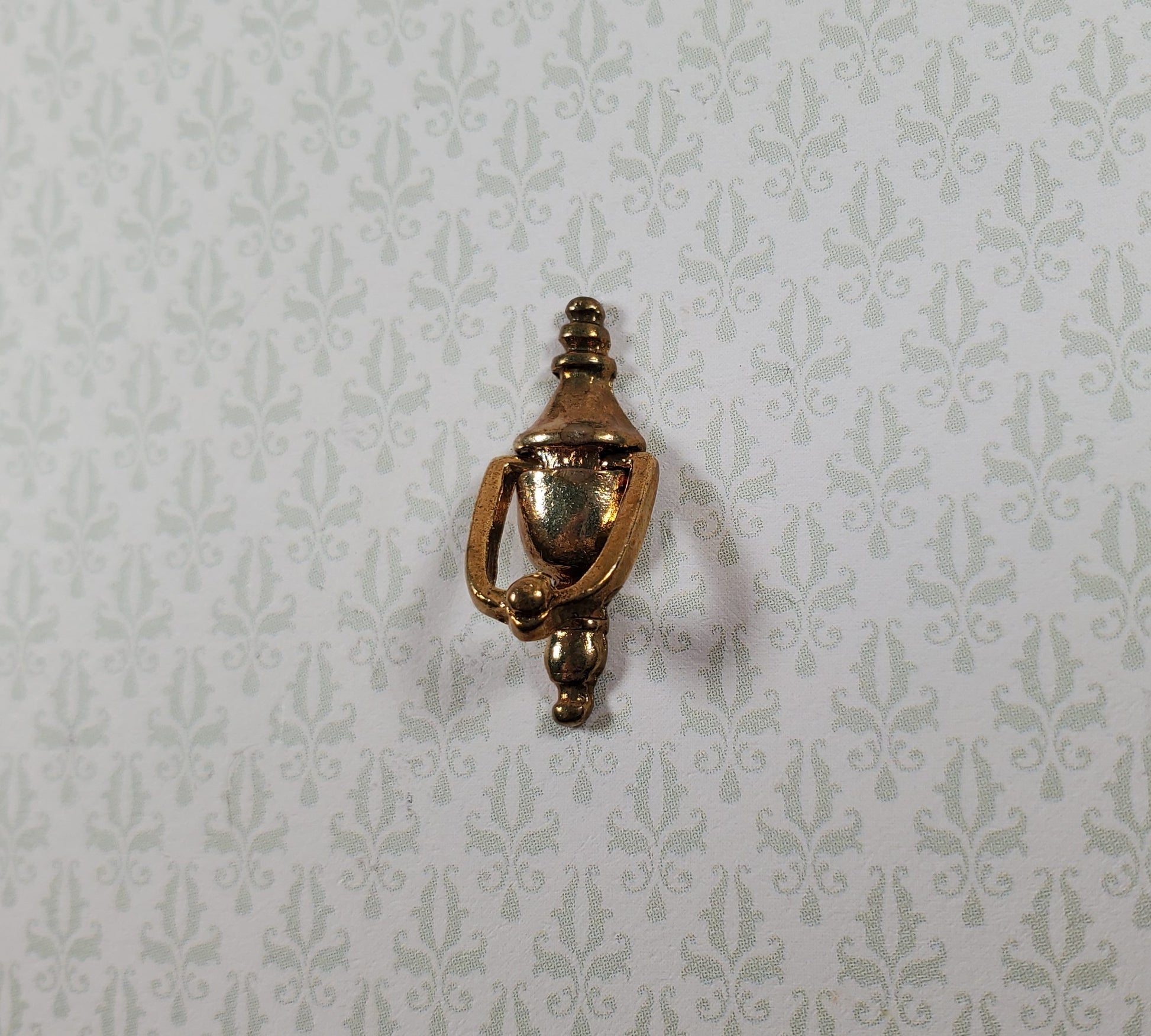 Dollhouse Door Knocker Movable Gold Brass Metal 1:12 Scale Miniature