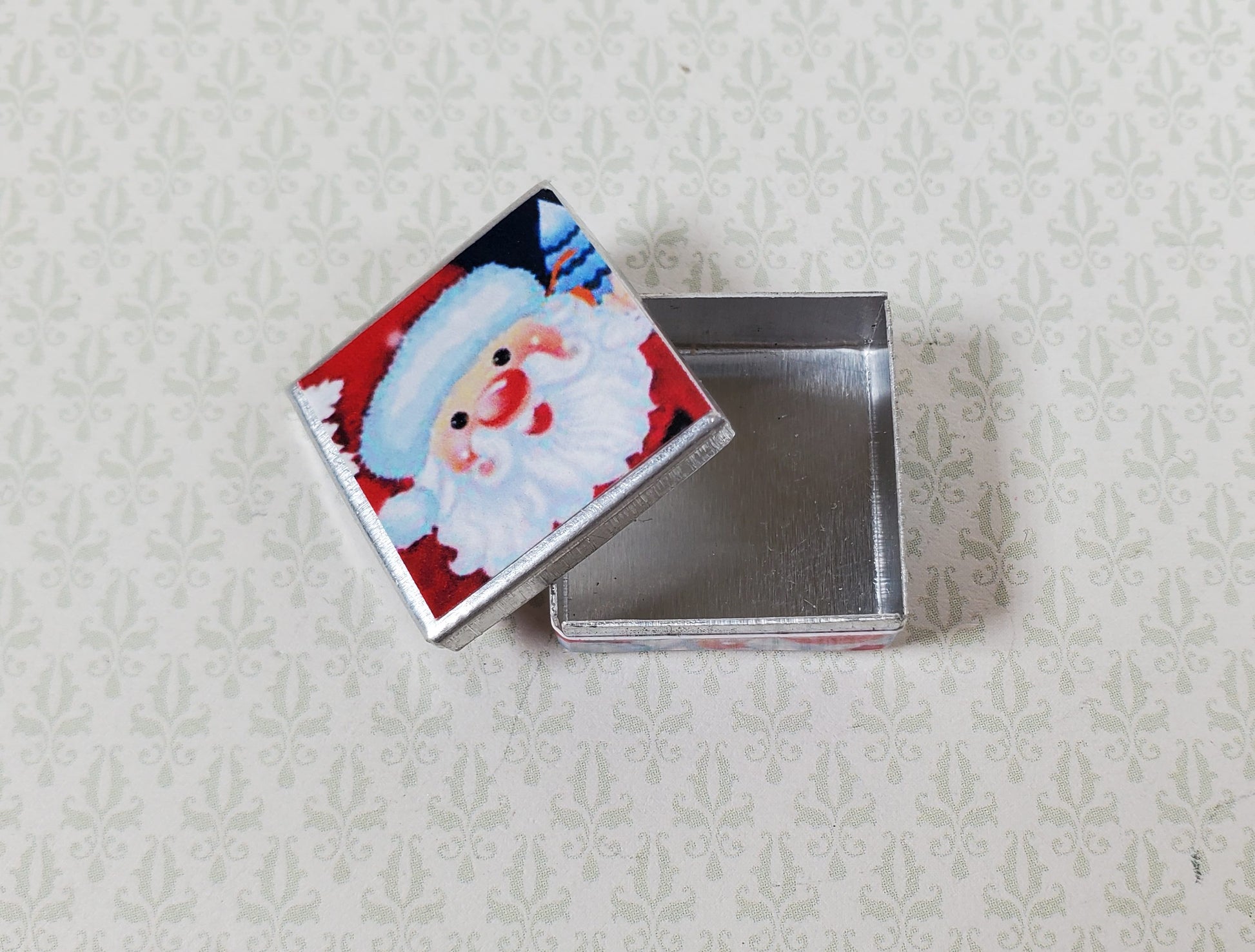 Dollhouse Christmas Santa Cookie Tin Square Empty 1:12 Scale Miniature
